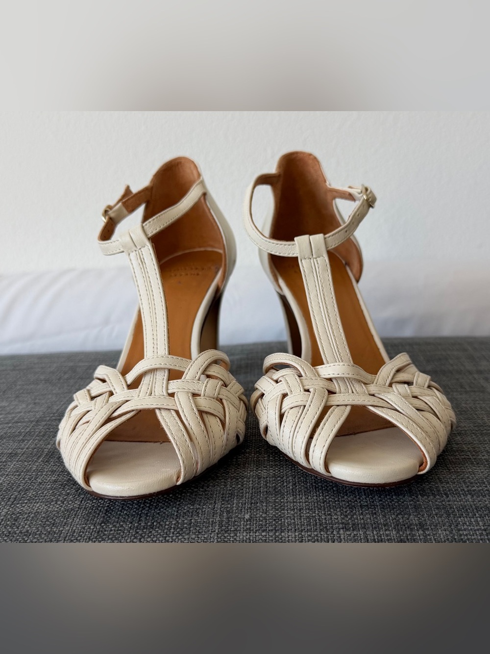 SÉZANE
HIGH HORSENSE SANDALS – SMOOTH ECRU VEGETABLE-TANNED GOATSKIN – Size 35 - Picture 14 of 16